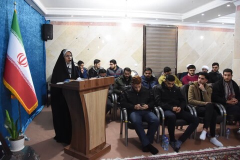 تصاویر/ دیدار جمعی از نمایندگان تشکل های دانشجویی با نماینده ولی فقیه در استان سمنان