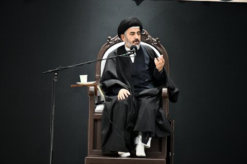 تصاویر/ مراسم شب دوم سوگواری ایام فاطمیه در مصلی بزرگ امام خمینی