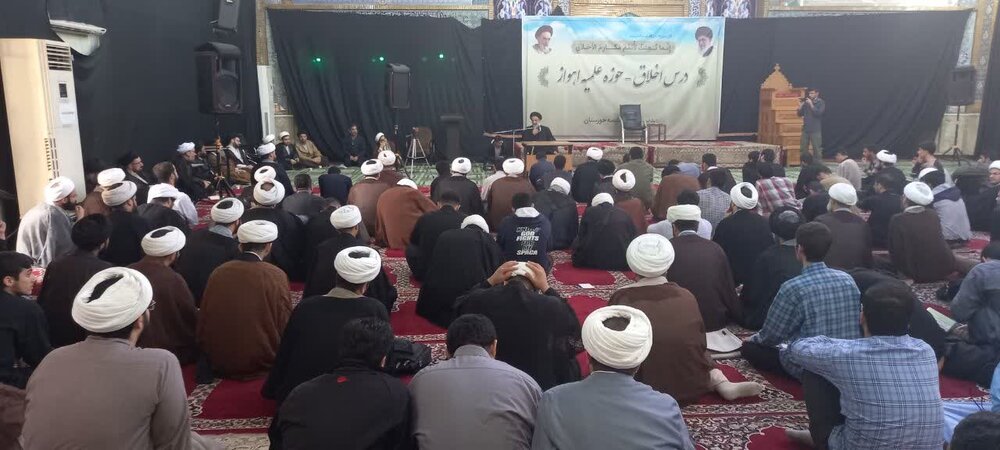 برگزاری درس اخلاق حوزه علمیه خوزستان+ عکس