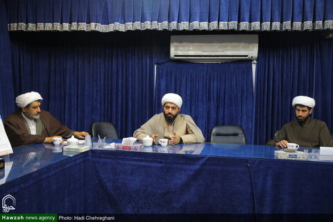 بالصور/ اجتماع أعضاء مجلس التخطيط لمهرجان حوار الخدمة الأول بقم المقدسة