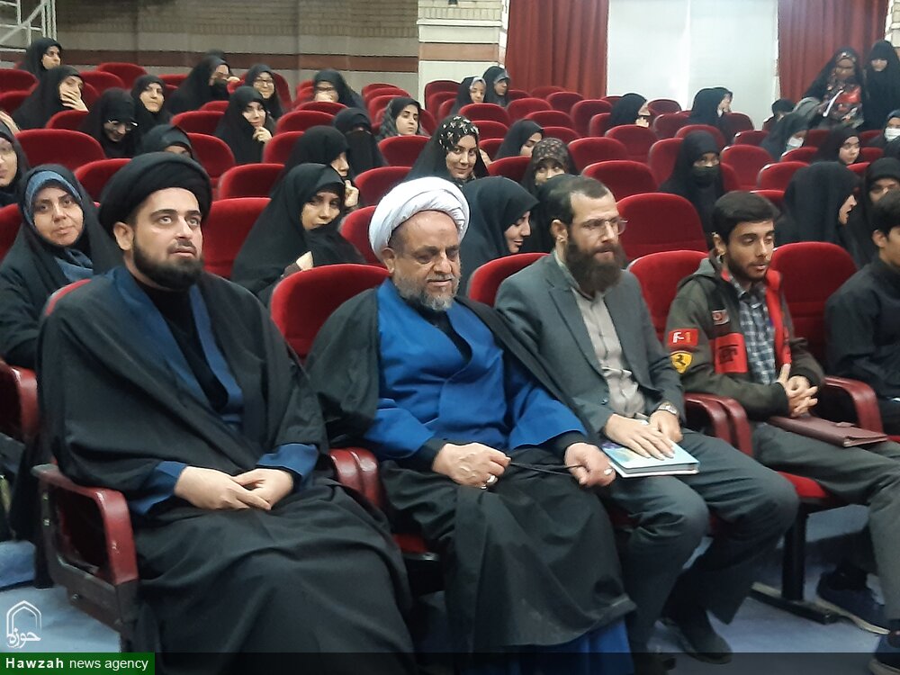 آغاز اولین دوره تربیت مربی مهدویت کودکان در کاشان + عکس