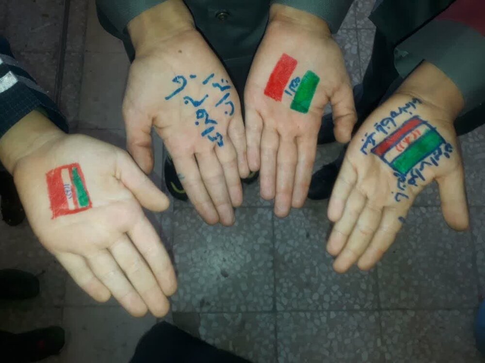 امام محله ای که گره گشای مشکلات مردم روستای حاجی آباد است + عکس