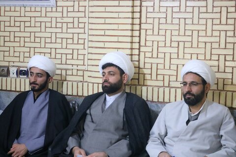 تصاویر/نشست مدیر حوزه علمیه کردستان با مدیران و معاونین حوزوی این استان