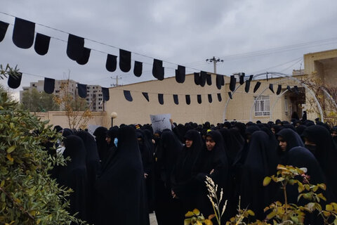 تصاویر/ اجتماع بانوان طلبه زاهدانی در محکومیت کشف حجاب و بدحجابی