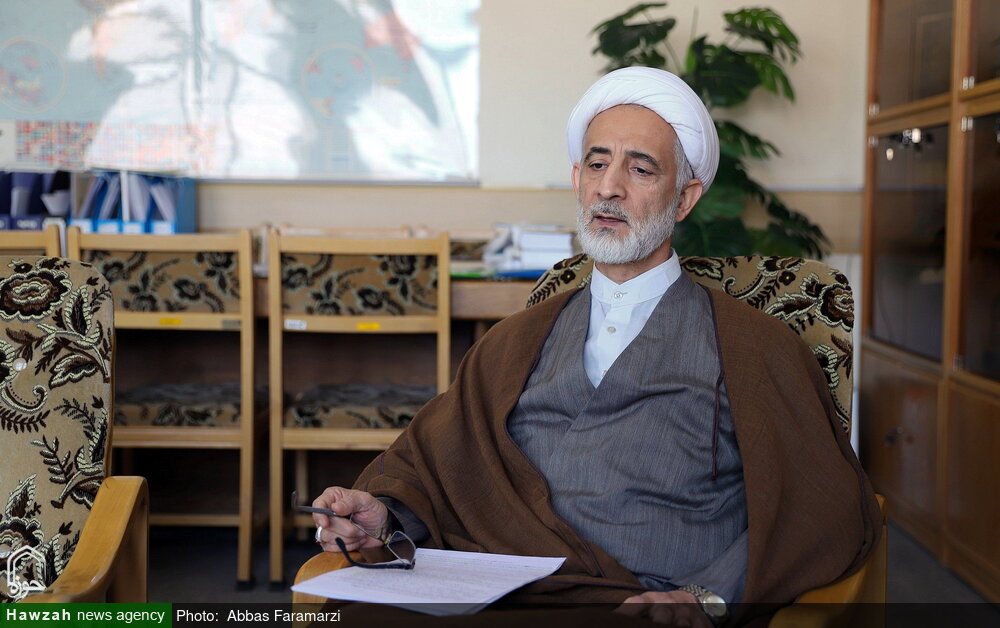 نباید خلاقیّتهای فردی فدای بروکراسیهای پژوهشی شود/ رویکرد جامعة المصطفی تقویت و تشویق مدارس برای نقشآفرینی در عرصه پژوهش