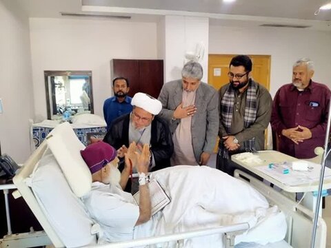 بزرگ علماء کا وجود ملتِ تشیع کے لیے باعث خیر و برکت ہے