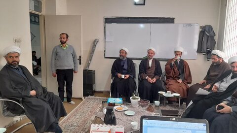 بازدید مدیر حوزه علمیه زنجان از مدرسه علمیه سفیران هدایت صائین قلعه