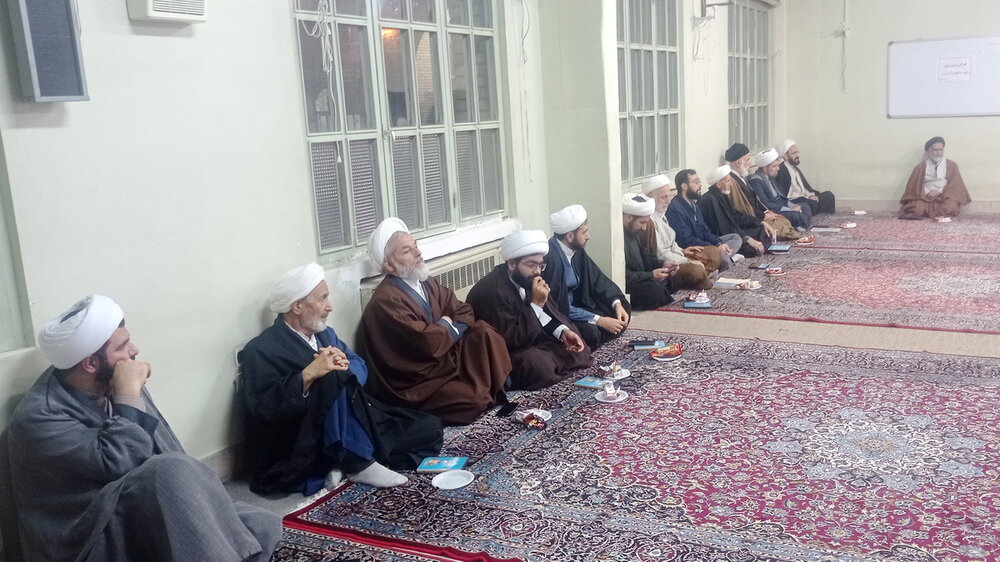 اکثر دستگیرشدگان اغتشاش تحت تأثیر فضای مجازی بودهاند/ در جنگ روایتها خوب عمل نکردهایم