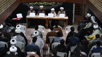 تصاویر/ نشست علمی با موضوع زوائد علم اصول در ارومیه