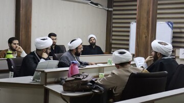 تصاویر/ مناظره علمی حجاب اجباری و اختیاری در ارومیه