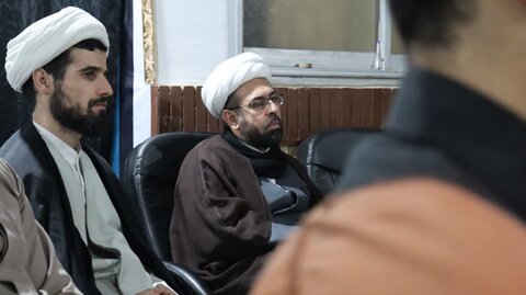 تصاویر/ نشست علمی با موضوع زوائد علم اصول در ارومیه