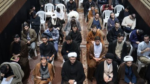 تصاویر/ نشست علمی با موضوع زوائد علم اصول در ارومیه