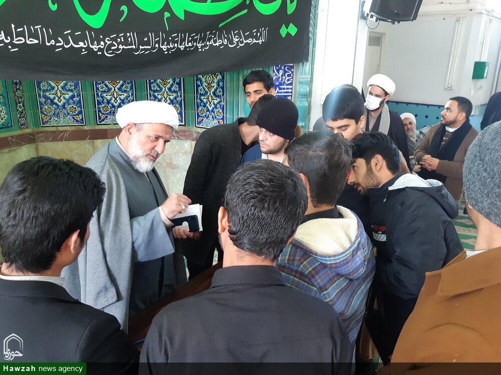 کرسی آزاداندیشی «حوزه و حوادث اخیر» در کاشان برگزار شد + عکس