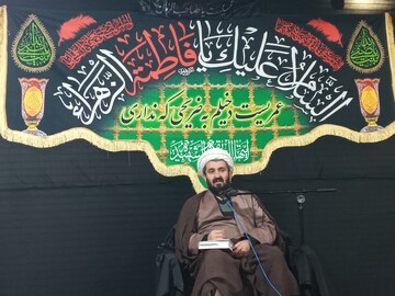 حضرت زهرا (س) افتخار عالم بشریت است