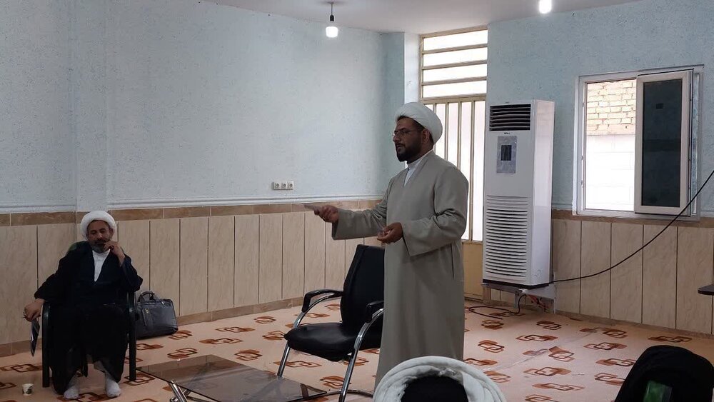 نهمین نشست قرارگاه مسجد اداره تبلیغات اسلامی شهرستان هویزه برگزار شد