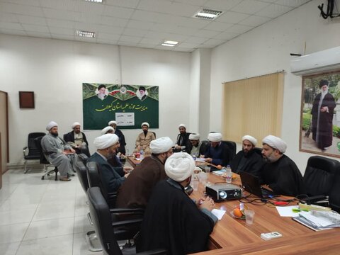 تصاویر/ نشست مدیران و معاونین آموزش مدارس علمیه در مدرسه علمیه امیرالمومین علی علیه السلام رشت
