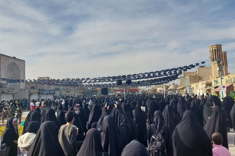 تصاویر/استقبال از 15 شهید گمنام دفاع مقدس در یزد