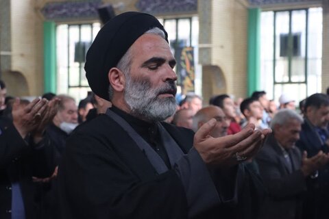 گزارش تصویری | حضور پرشور مردم شریف سلماس در نماز جمعه ۲۵ آذرماه ۱۴۰۱
