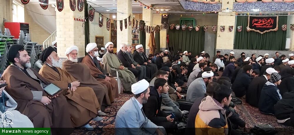 برگزاری جلسه درس اخلاق در مدرسه علمیه آیت الله آخوند(ره) همدان+ عکس