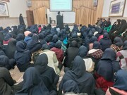 حضور امام جمعه کاشان در جمع دانش آموزان دبیرستان دخترانه شاهد کاشان + عکس
