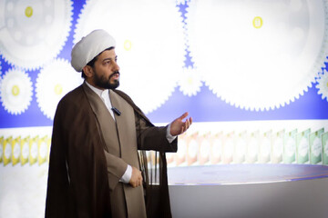 دعوت از فرهنگیان قم برای بازدید از نمایشگاه مسجد جامعه پرداز