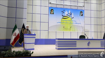 پدید آمدن دانش محصول کوشش های جمعی است