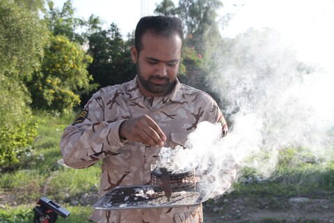 تصاویر/ استقبال بوشهری ها از پیکر مطهر 3 شهید گمنام