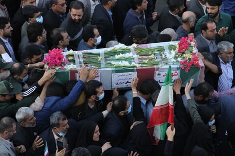 تصاویر/ استقبال بوشهری ها از پیکر مطهر 3 شهید گمنام