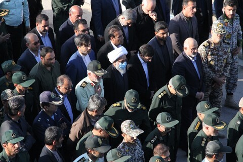 تصاویر/ استقبال بوشهری ها از پیکر مطهر 3 شهید گمنام