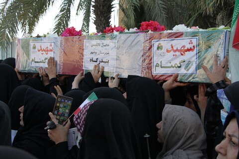 تصاویر/ استقبال بوشهری ها از پیکر مطهر 3 شهید گمنام