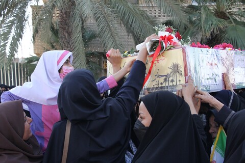 تصاویر/ استقبال بوشهری ها از پیکر مطهر 3 شهید گمنام