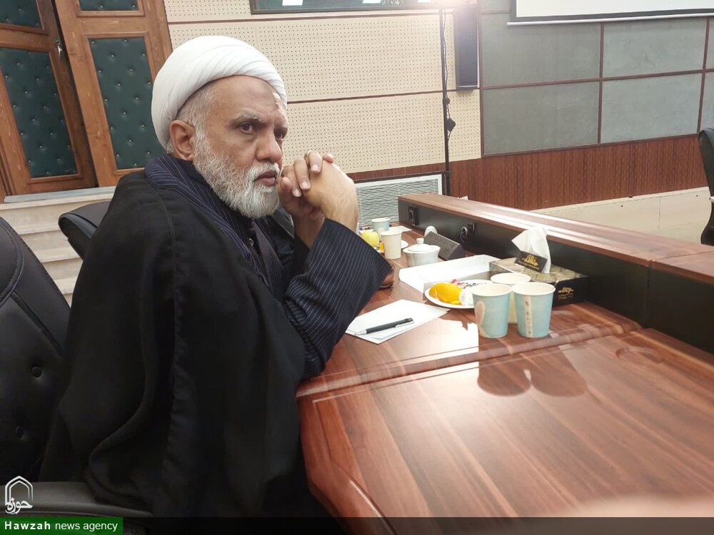 مجمع جهانی اهل بیت(ع) کی جانب سے دو کتابوں "الاسلام منهج مشرق للحیاة" اور "نهج الحیاة" کے تراجم کا جائزہ لیا گیا