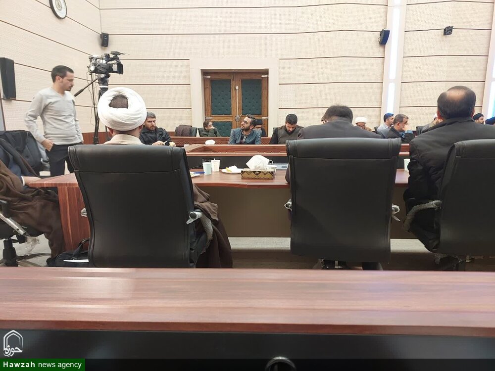 مجمع جهانی اهل بیت(ع) کی جانب سے دو کتابوں "الاسلام منهج مشرق للحیاة" اور "نهج الحیاة" کے تراجم کا جائزہ لیا گیا