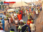 نائیجیریا میں شیخ زکزاکی کی حمایت میں طلبہ کا مارچ+تصاویر