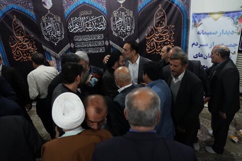 دیدار صمیمانه جمعی از مردم پلدختر و معمولان لرستان با نماینده ولی فقیه در استان