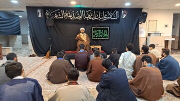 تصاویر/ مراسم تجلیل از طلاب برتر مدرسه علمیه ملاابراهیم اردبیل