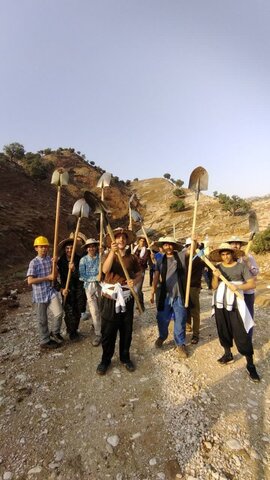 تصاویر/ کمک رسانی طلاب جهادی مدرسه علمیه امام خمینی(ره) تهران در اجرای پروژه آبرسانی به روستاهای محروم