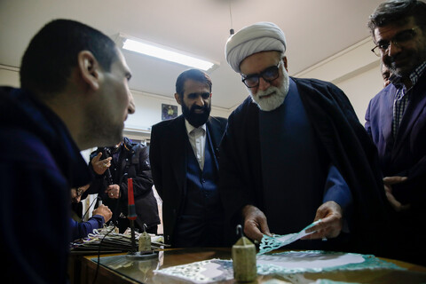 تصاویر/ حضور تولیت آستان قدس رضوی در آسایشگاه شهید بهشتی مشهد