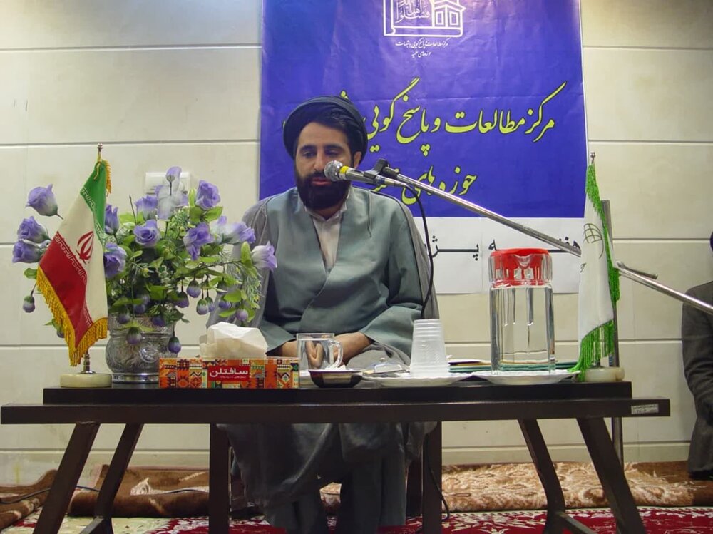 سرپرست معاونت آموزش و پژوهش مرکز مطالعات و پاسخ گویی به شبهات حوزه معارفه شد