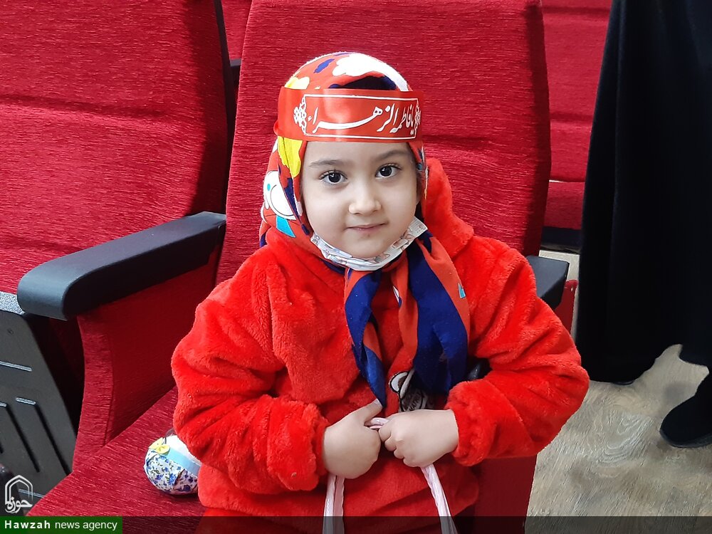 برگزاری همایش دختران سرزمین فاطمی در کاشان +عکس