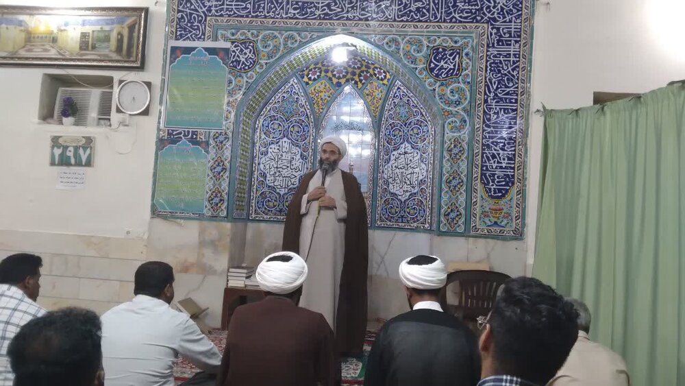 بازدید امام جمعه قشم از مساجد سطح شهرستان+ عکس