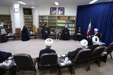 تصاویر/ دیدار اعضای شورای سیاستگذاری ستاد راهیانور نور حوزه با آیت الله اعرافی