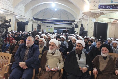تصاویر /تجمع بزرگ حوزویان استان قزوین با عنوان «اجتماع میثاق با ولایت» با موضوع جهاد تبیین