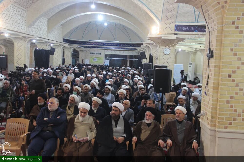 تجمع بزرگ حوزویان قزوین با عنوان «اجتماع میثاق با ولایت و جهاد تبیین»