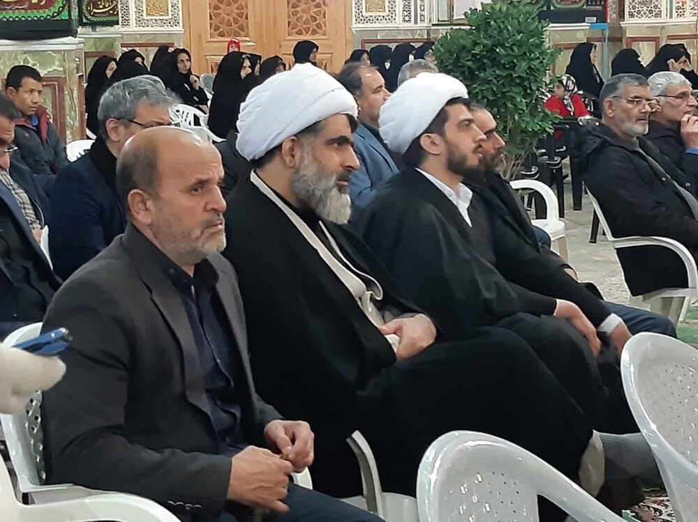 مراسم بزرگداشت ۴ دی روز «حماسه و ایثار» آران وبیدگل برگزار شد+عکس