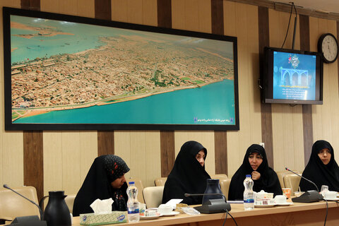نشست تخصصی وحدت حوزه و دانشگاه در بوشهر