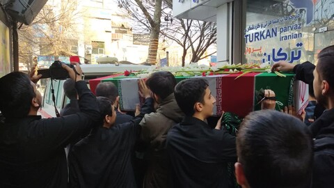 تصاویر/ مراسم وداع با شهید گمنام در مدرسه علمیه سالار شهیدان تبریز
