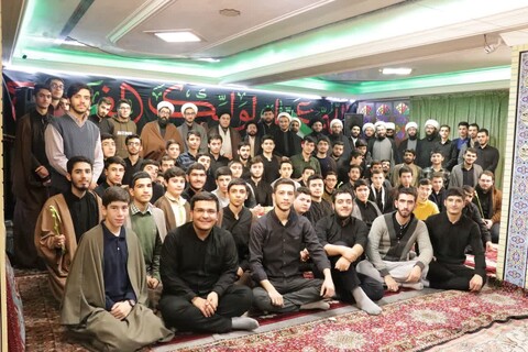 تصاویر/ مراسم وداع با شهید گمنام در مدرسه علمیه سالار شهیدان تبریز