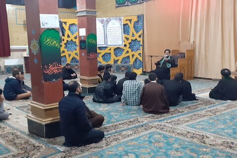 تصاویر/ مراسم وداع با شهید گمنام در مدرسه علمیه امام خمینی(ره) شهر کرمانشاه