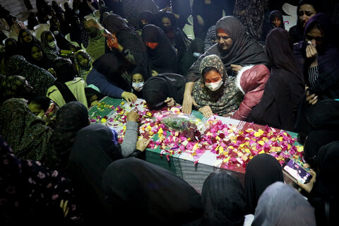 تصاویر/مراسم تشییع و وداع با پیکر شهید گمنام در «ایسین» بندرعباس